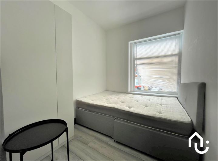 Room 1 at Town Centre, Dudley