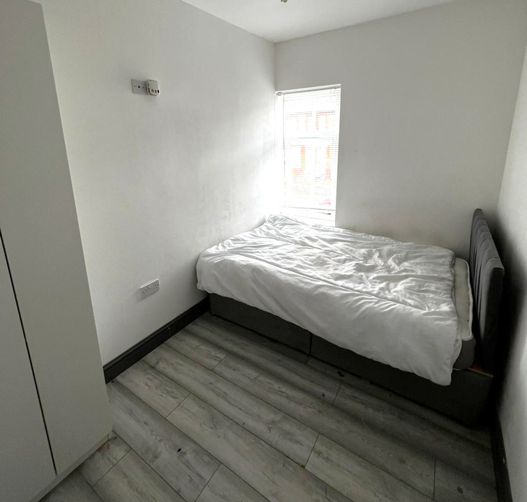 Room 4 at Town Centre, Dudley