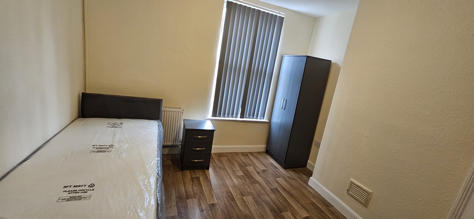 Room 1 picture 1