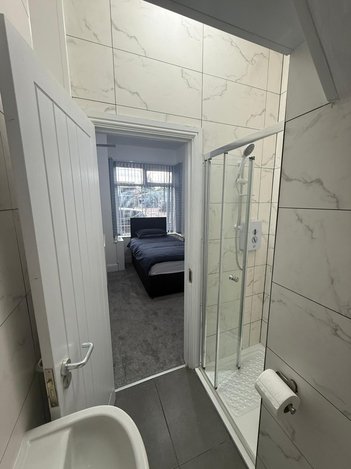 Room 1 picture 2