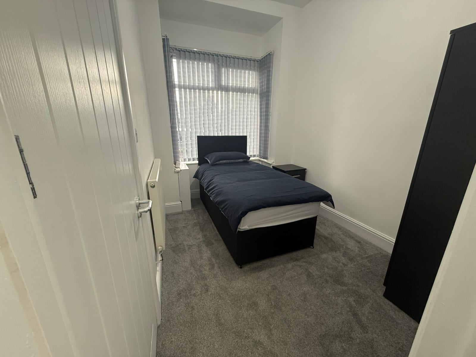 Room 1 picture 1